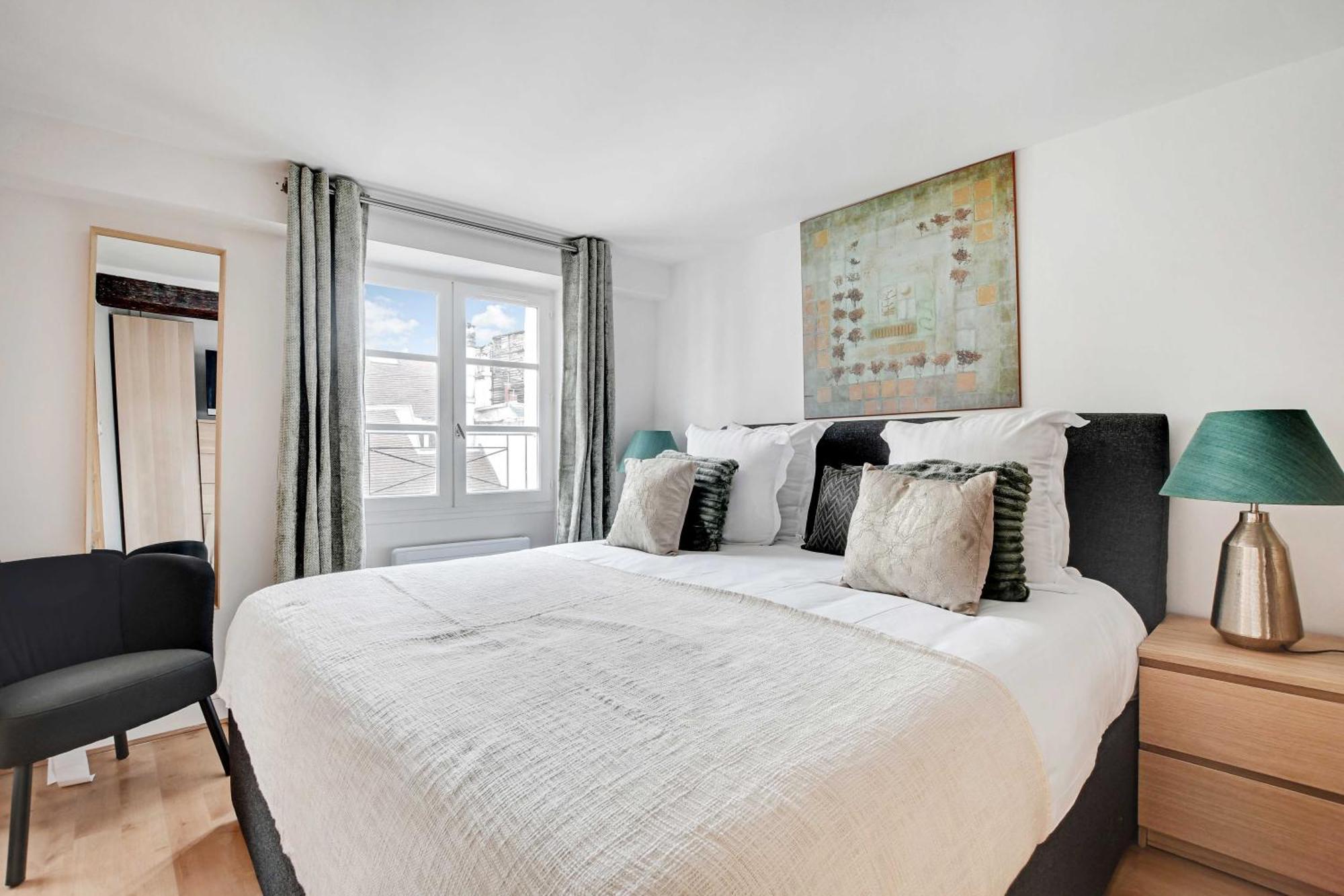 Stunning Duplex 1br- 4p - Notre-dame Cathedral Appartamento